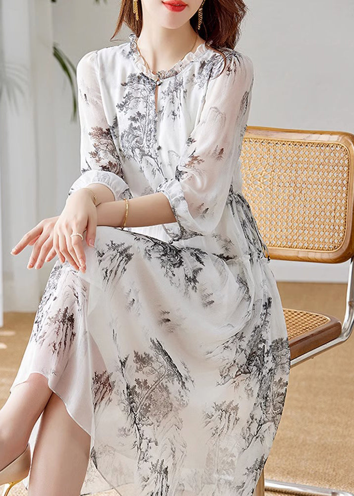 Classic Vintage Dress with a Flattering Fit