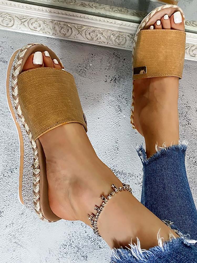 Chic Orthopedic Sandals with Unique Design