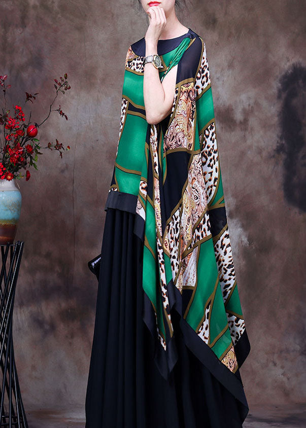 Beautifully Finished Top in a Timeless Design