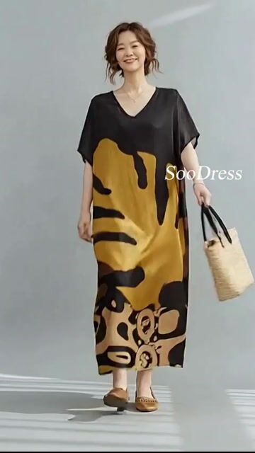 Classic Vintage Dress with a Flattering Fit