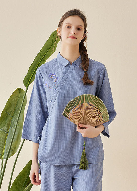 Sophisticated Garment with a Clean Classic Look