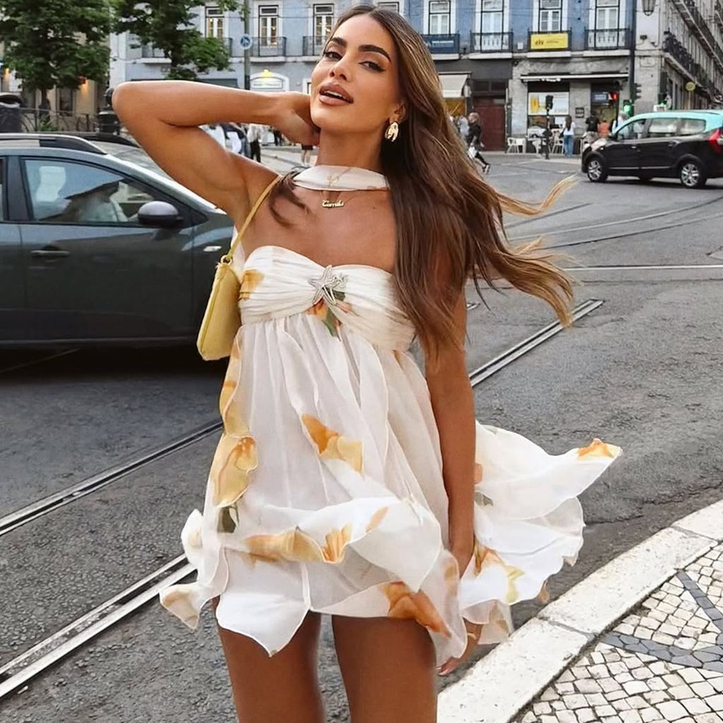Gracefully Styled Dress for Any Occasion