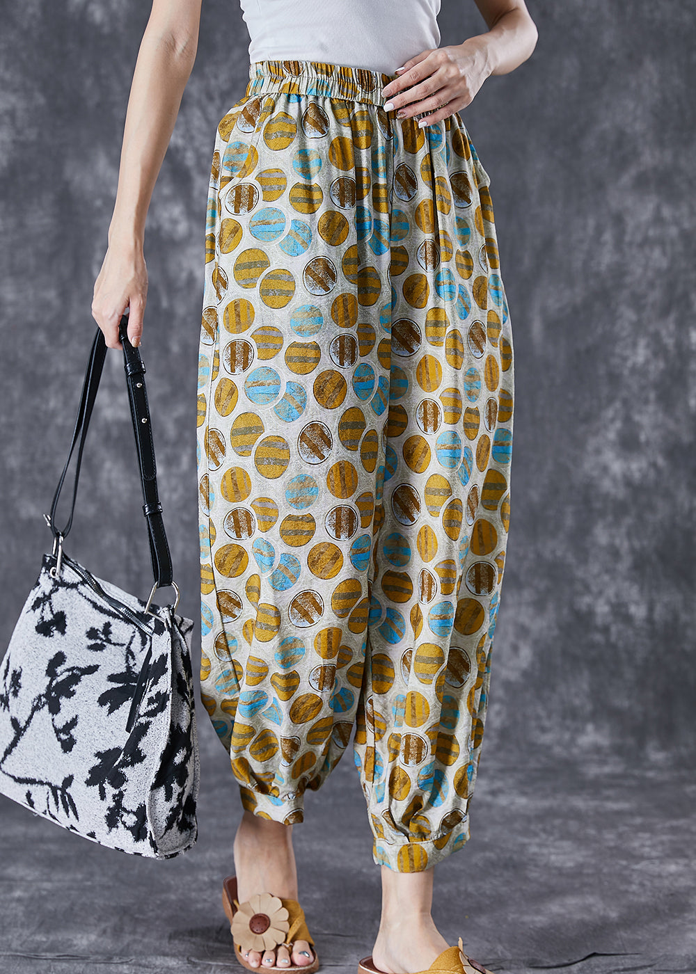 Well Tailored Pants with a Graceful Silhouette
