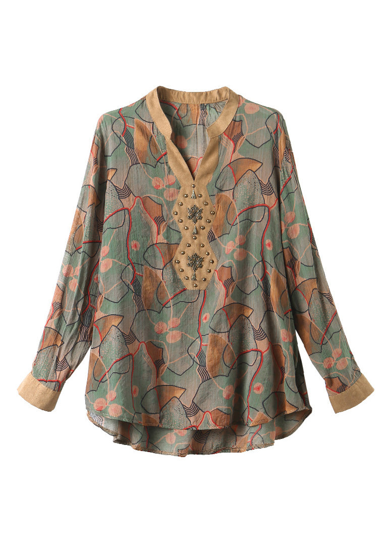 Classic Vintage Shirt with a Flattering Fit