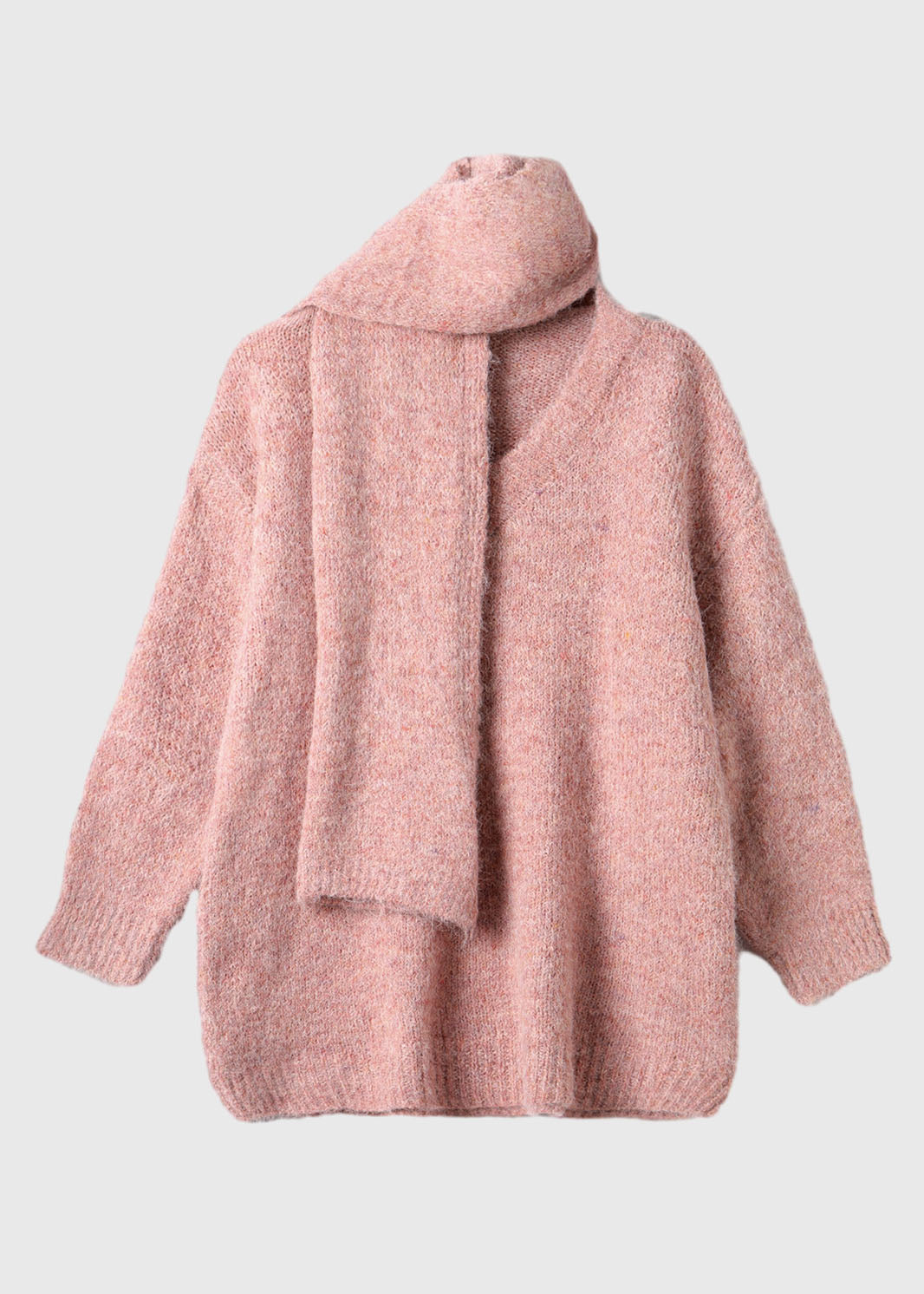 Well Tailored Sweater with a Graceful Silhouette