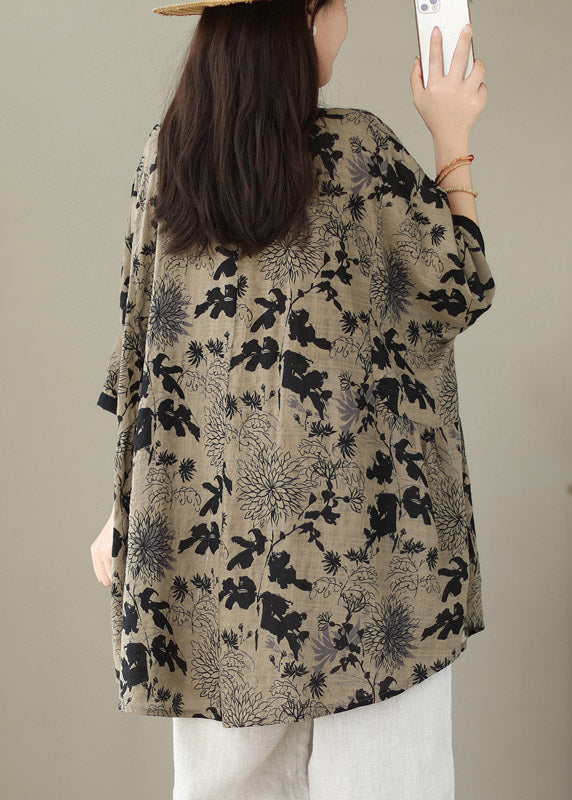 Effortlessly Elegant Top with a Timeless Design
