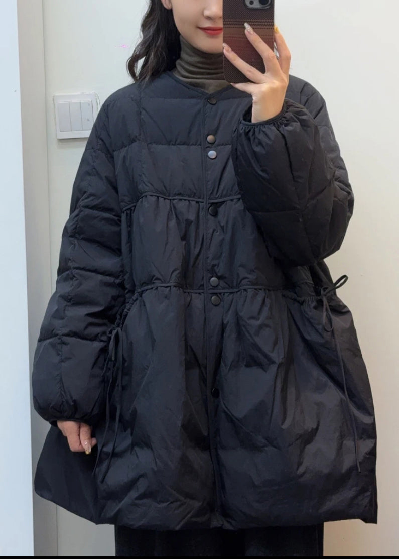 Effortlessly Elegant Coat with a Timeless Design