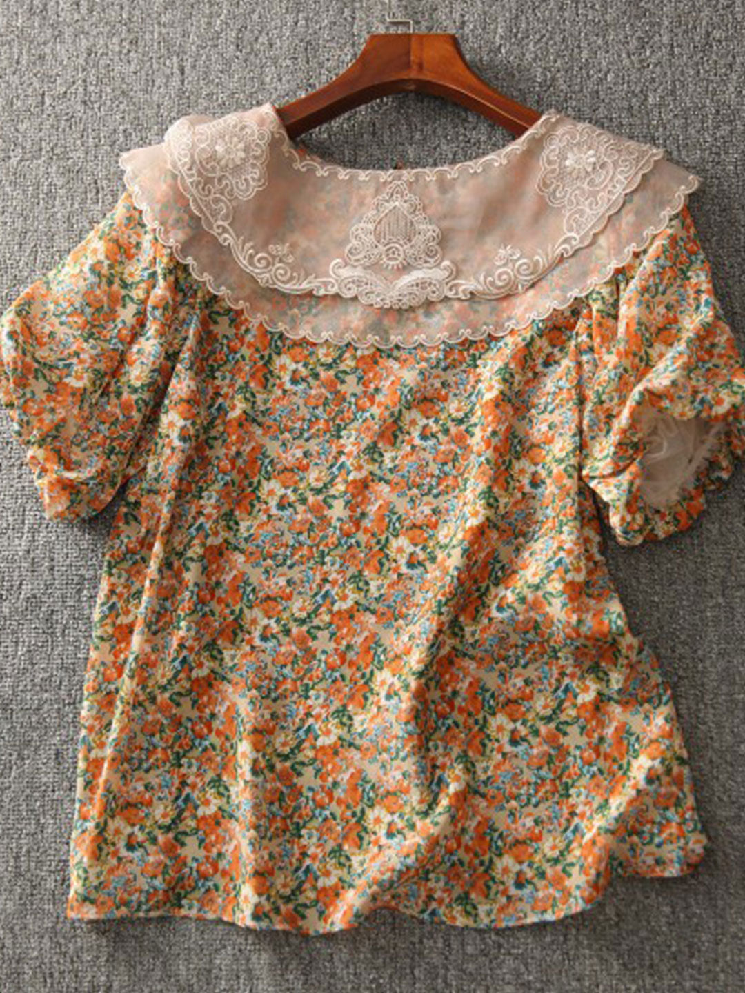 Beautifully Finished Top in a Timeless Design