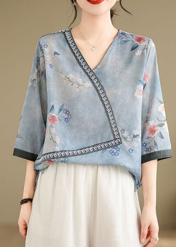 Polished Top with an Effortless Classic Look