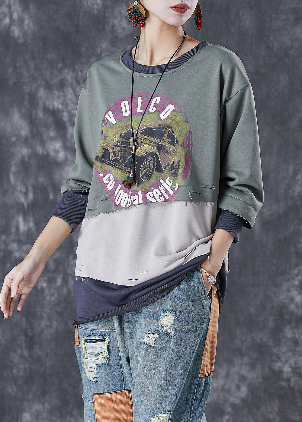 Gracefully Styled Pullover for Any Occasion