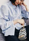 Classic Vintage Shirt with a Flattering Fit
