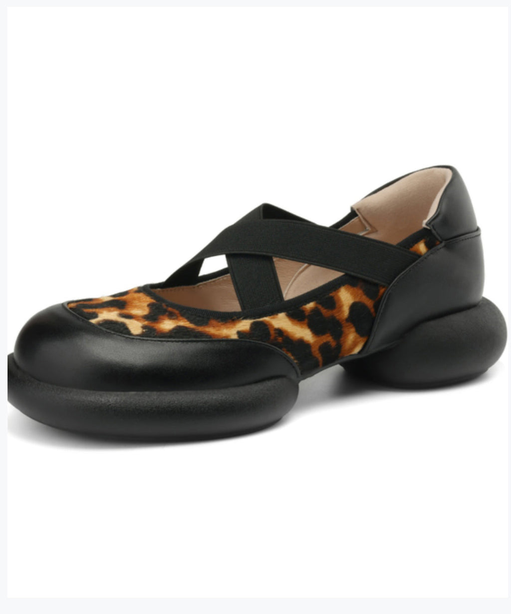 Classic Orthopedic Shoes with Timeless Style