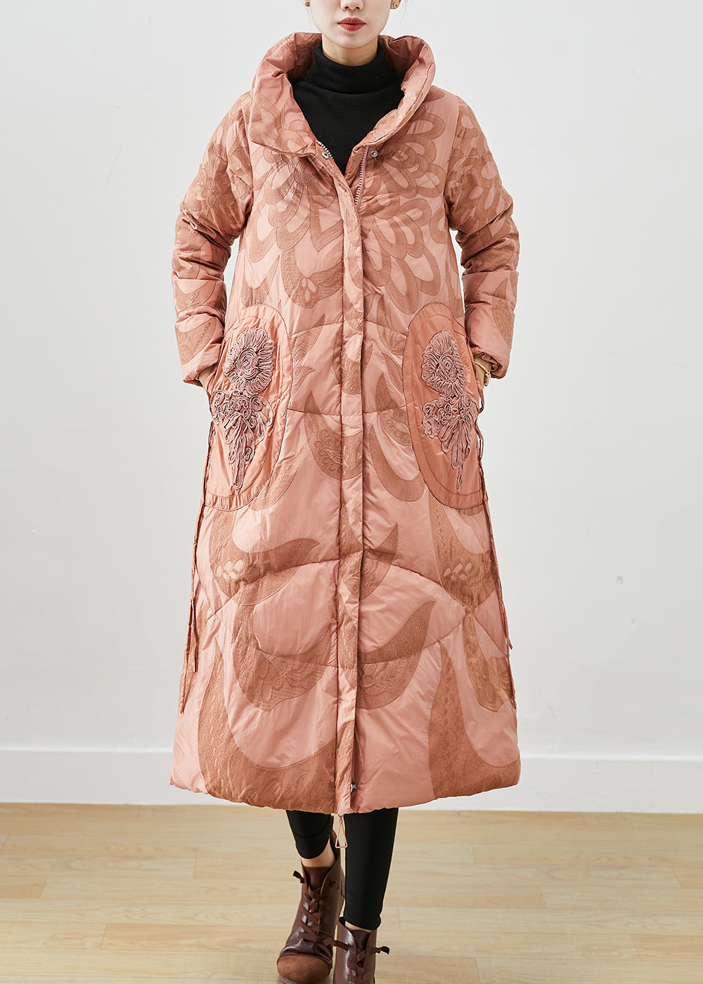 Beautifully Finished Coat in a Timeless Design