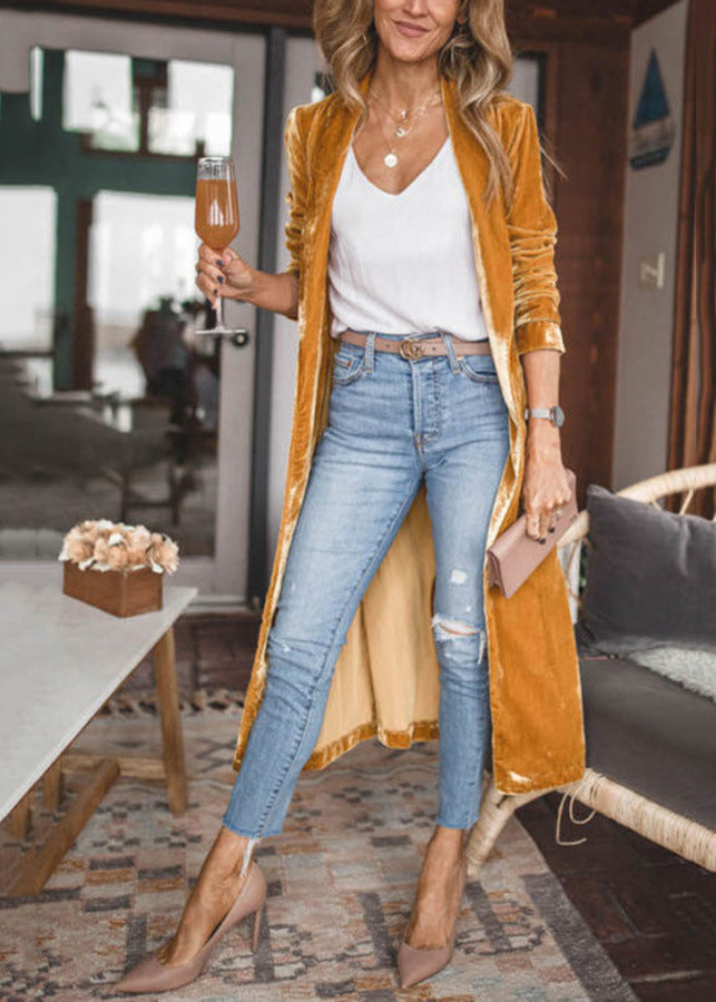 Effortlessly Elegant Coat with a Timeless Design