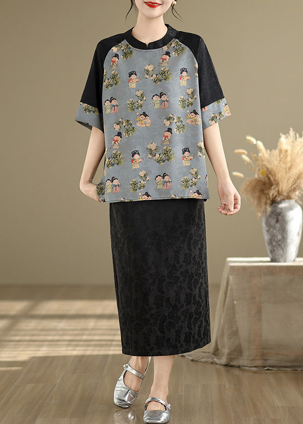Effortlessly Elegant Top with a Timeless Design