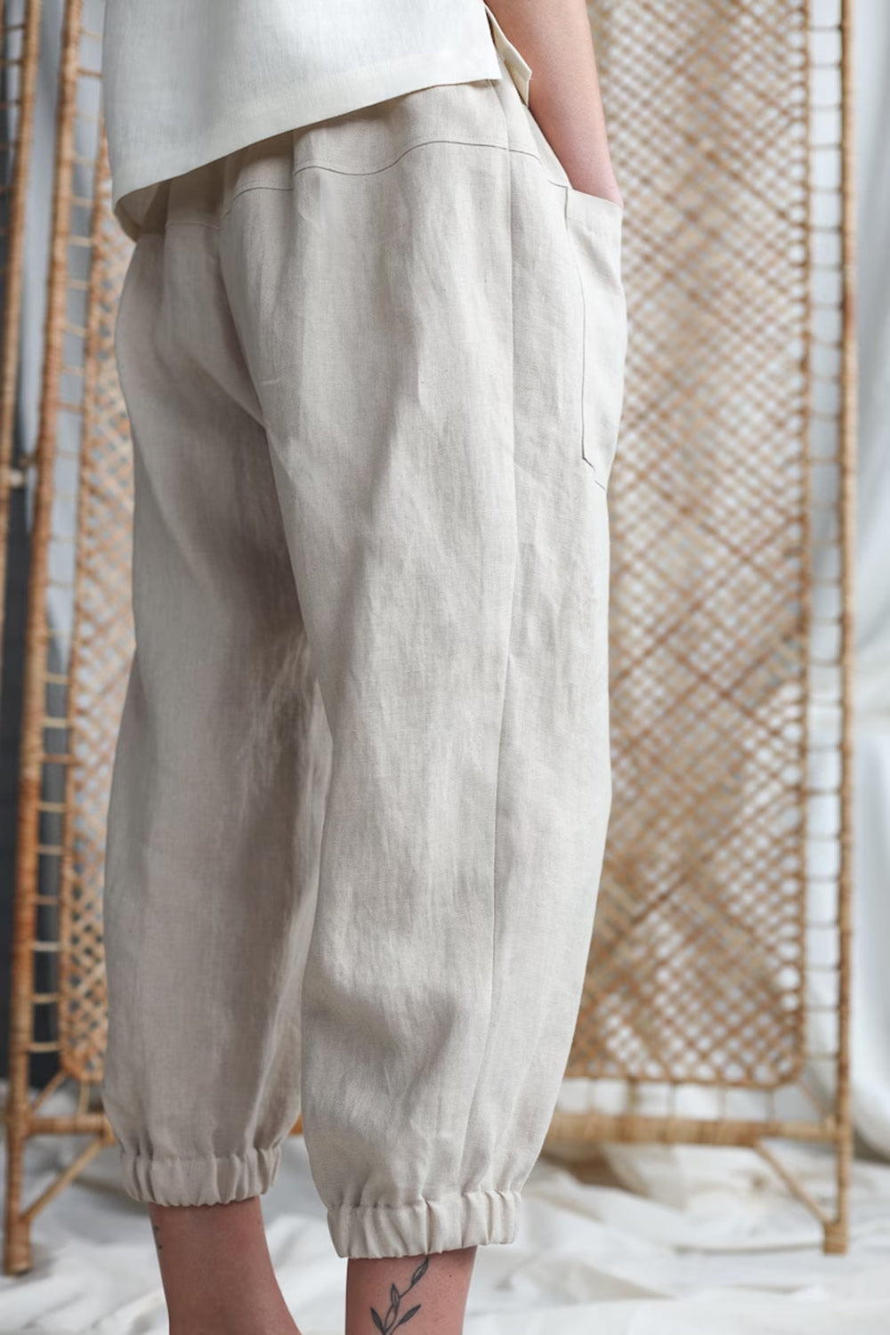 Elegantly Styled Pants for Everyday Wear