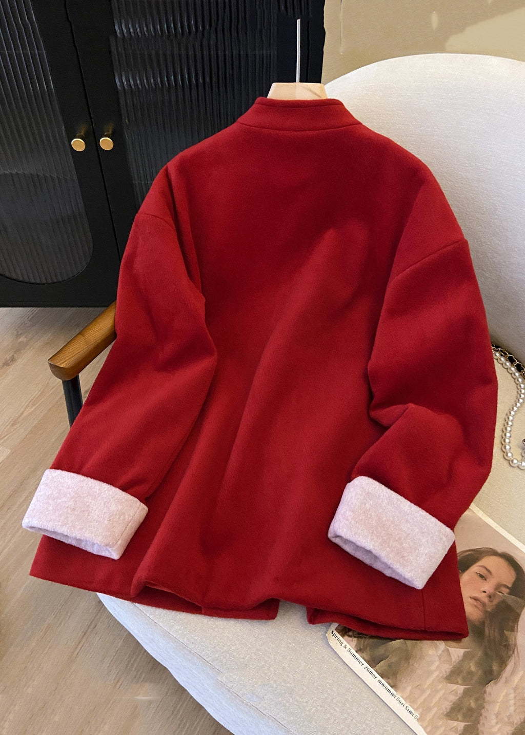 Beautifully Finished Coat in a Timeless Design