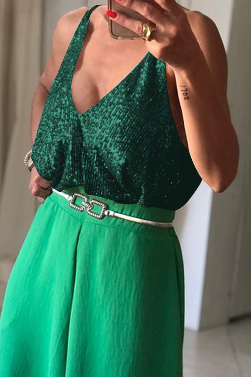 Polished Top with an Effortless Classic Look
