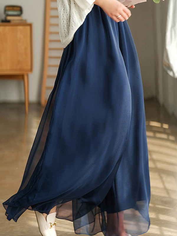 Classic Vintage Pants with a Flattering Fit