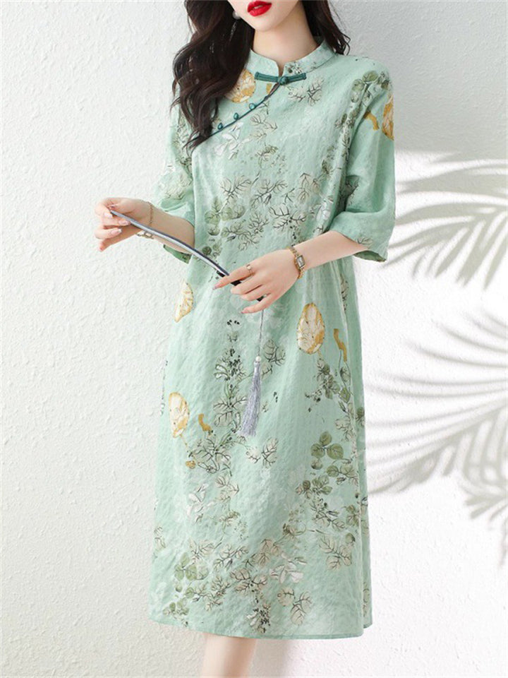 Well Tailored Dress with a Graceful Silhouette