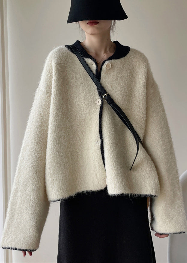 Polished Coat with an Effortless Classic Look