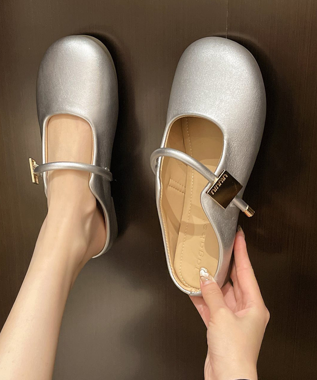 Chic Orthopedic Sandals with Unique Design