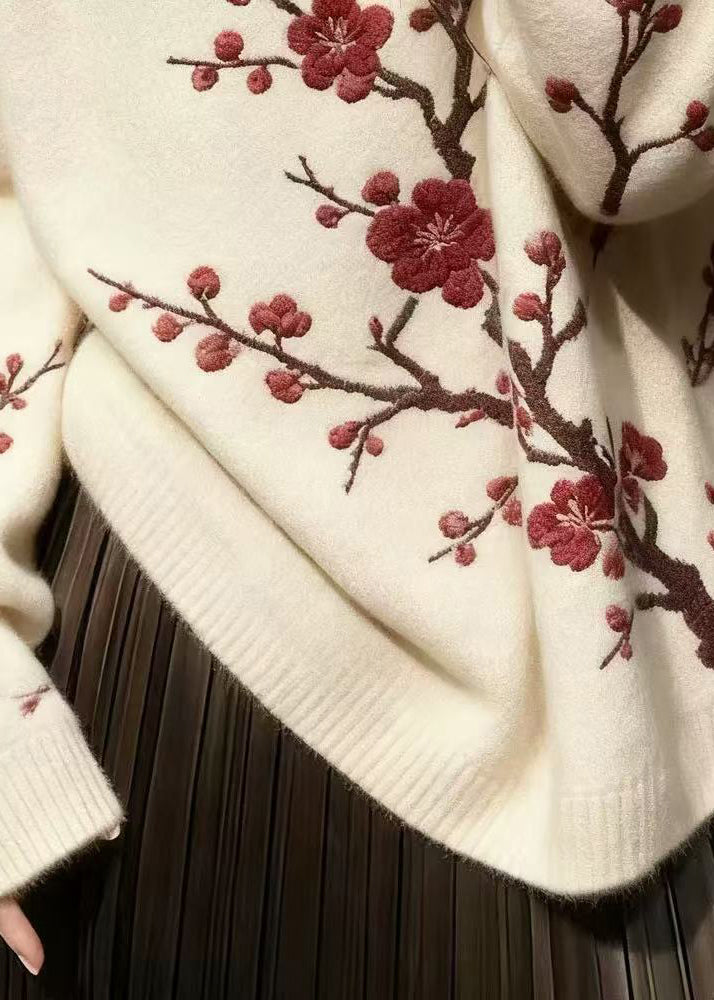 Effortlessly Elegant Sweater with a Timeless Design