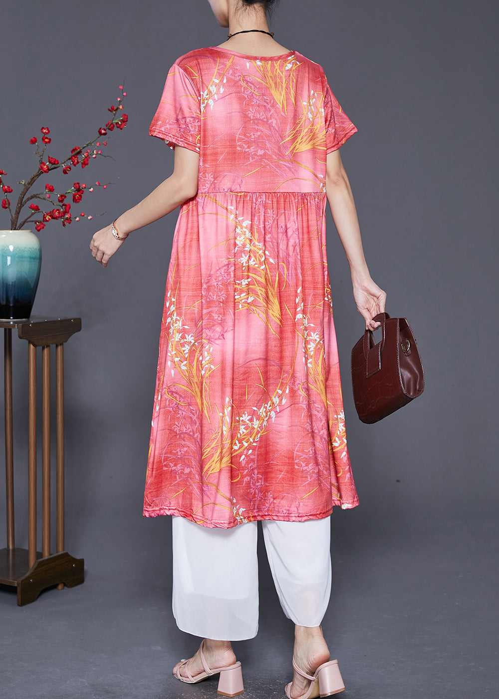 Classic Vintage & Enduringly Stylish Dress