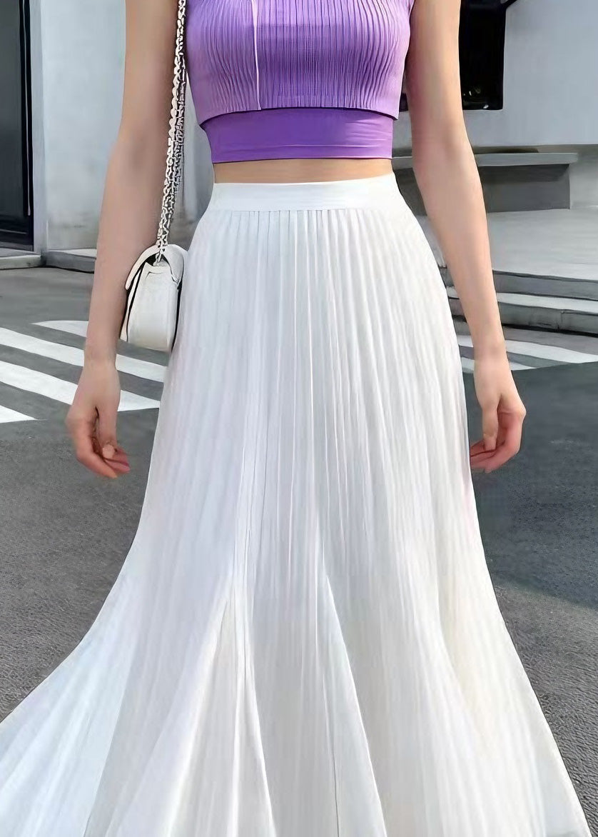 Sophisticated Garment with a Clean Classic Look