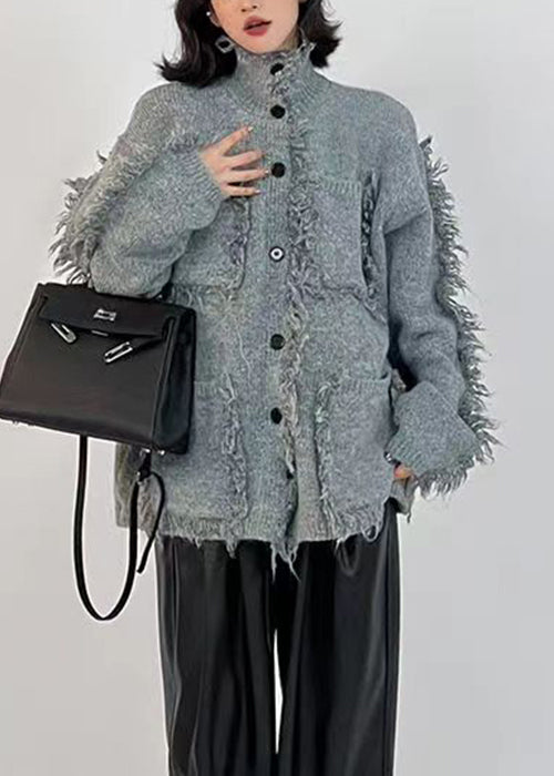 Well Tailored Coat with a Graceful Silhouette