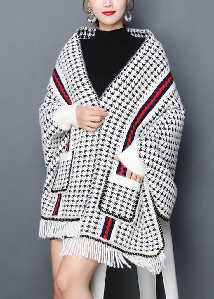 Well Tailored Cardigan with a Graceful Silhouette