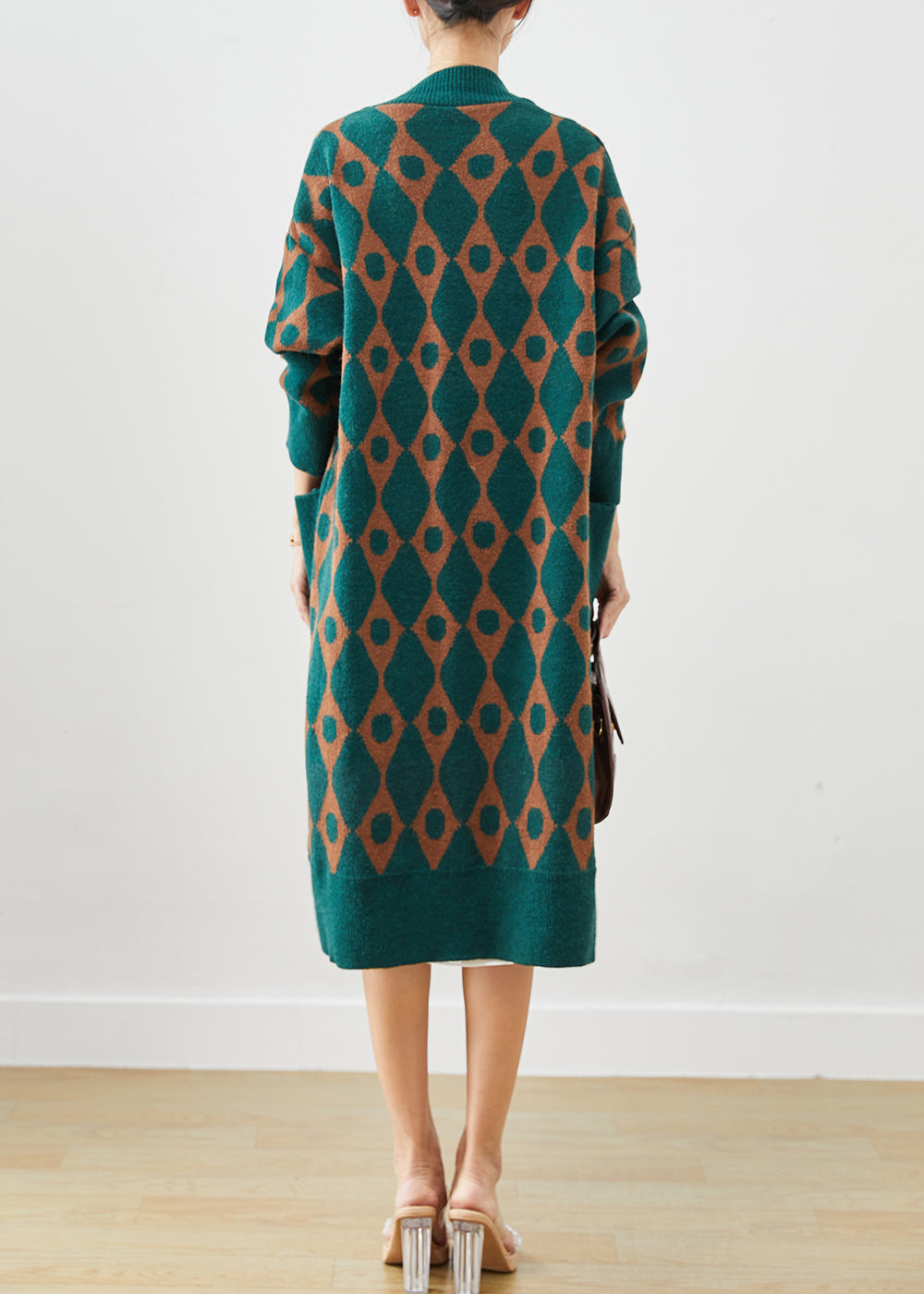 Beautifully Finished Cardigan in a Timeless Design