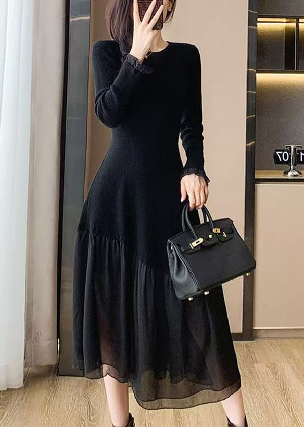 Well Tailored Sweater with a Graceful Silhouette
