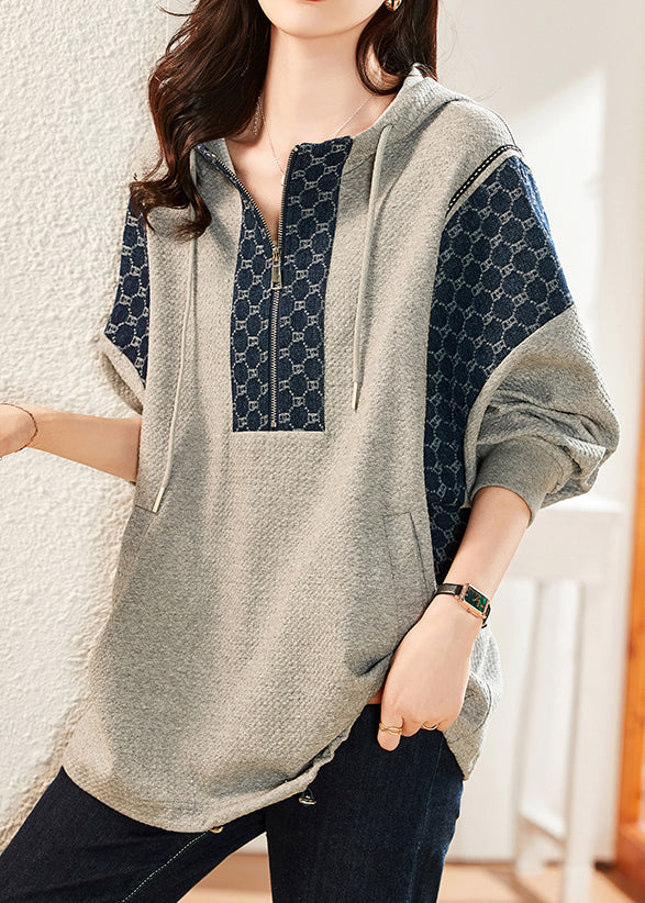 Beautifully Finished Top in a Timeless Design