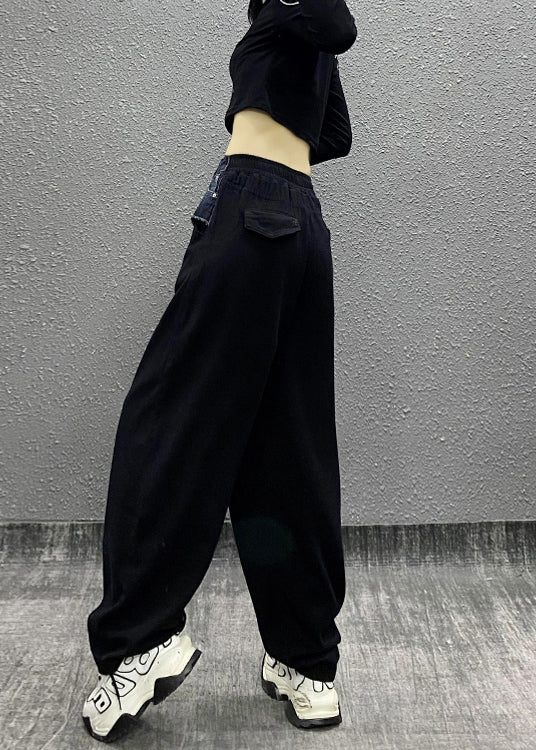 Well Tailored Pants with a Graceful Silhouette