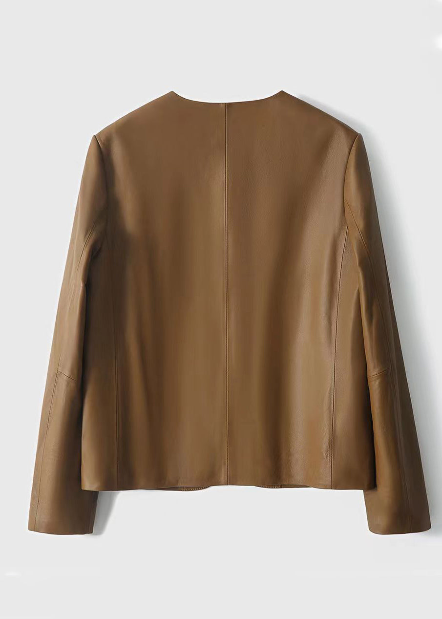 Gracefully Styled Coat for Any Occasion