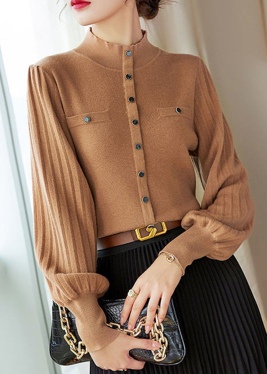 Effortlessly Elegant Top with a Timeless Design