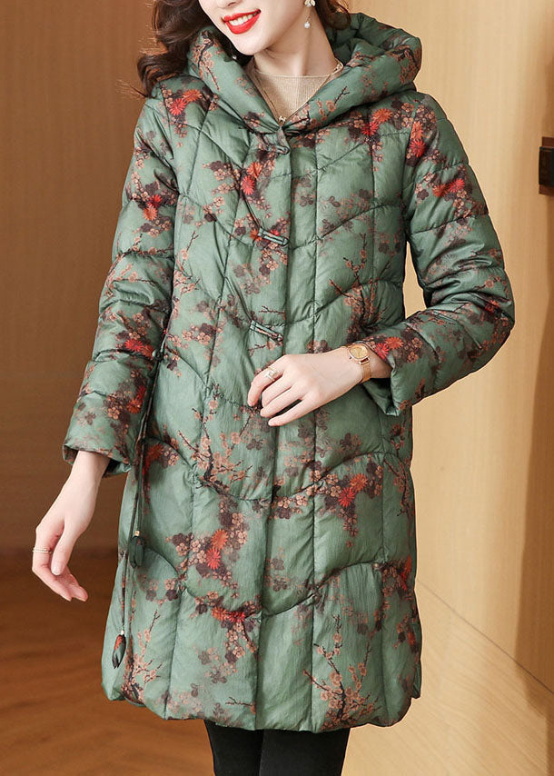 Beautifully Finished Coat in a Timeless Design