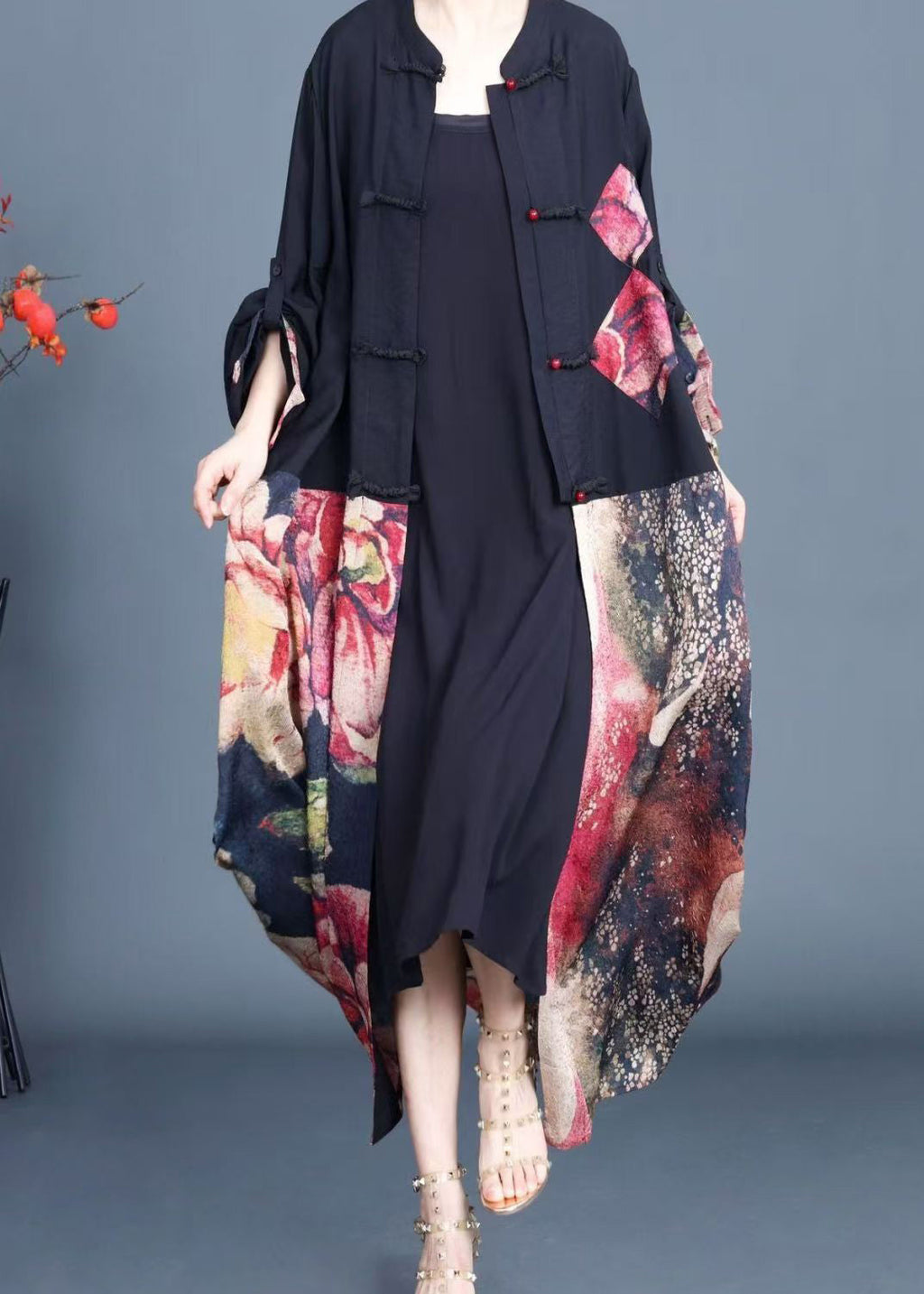 Well Tailored Coat with a Graceful Silhouette