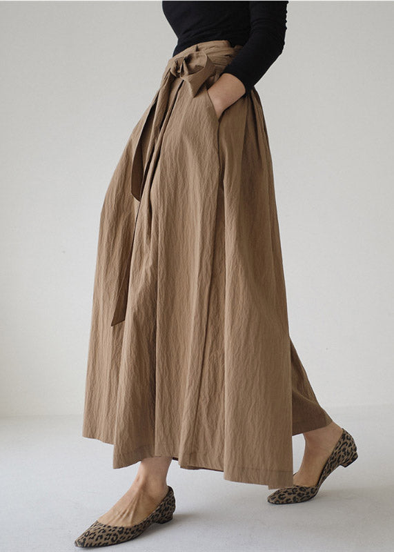Well Tailored Pants with a Graceful Silhouette