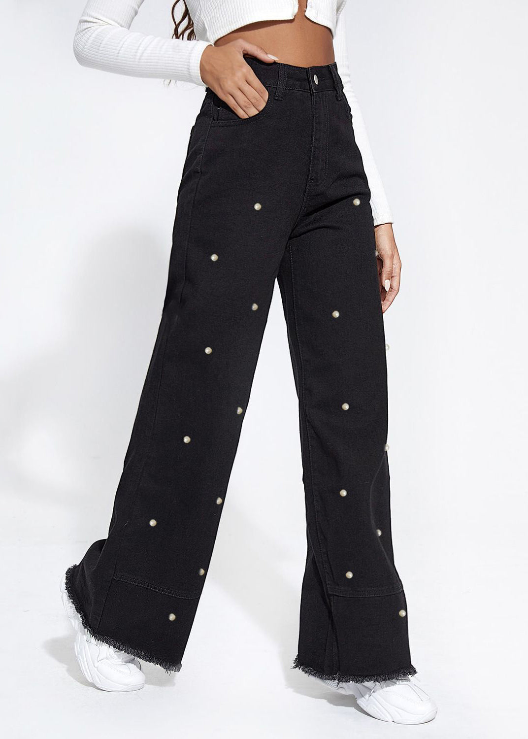 Elegantly Styled Pants for Everyday Wear
