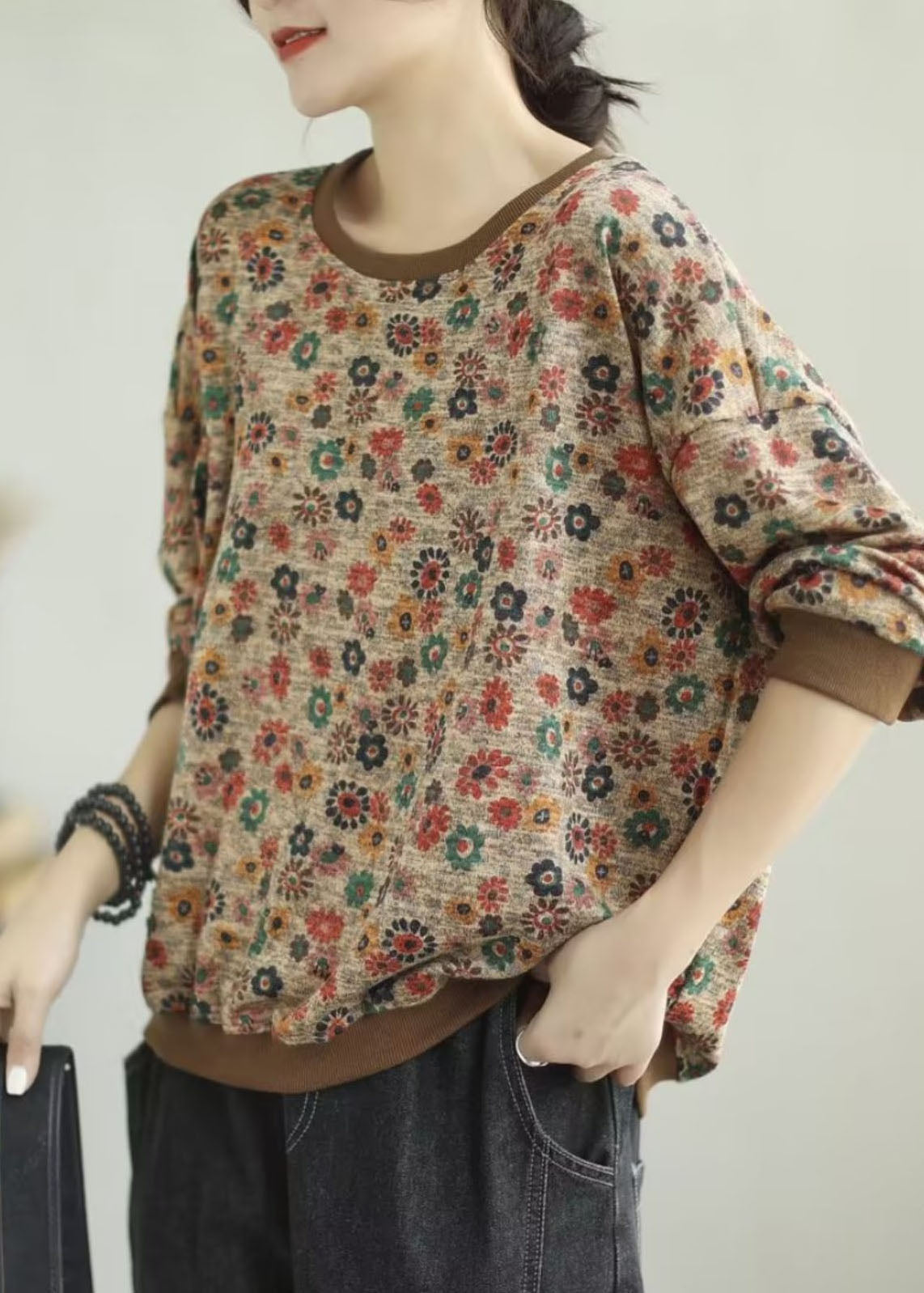 Classic Vintage Sweater with a Flattering Fit