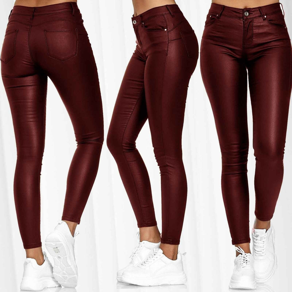 Effortlessly Elegant Trousers with a Timeless Design