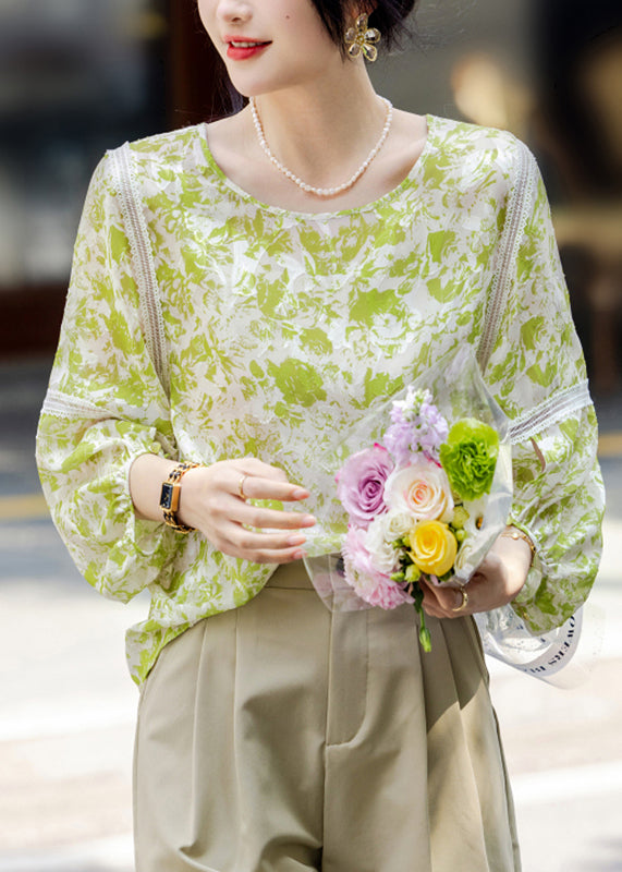 A Vintage Style Shirt with Delicate Timeless Details