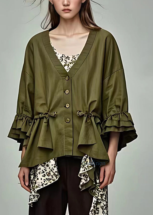 Effortlessly Elegant Coat with a Timeless Design