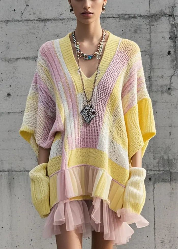 Classic Vintage Sweater with a Flattering Fit