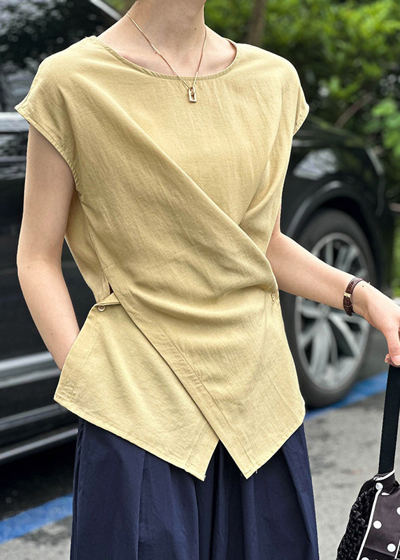 Effortlessly Elegant Top with a Timeless Design