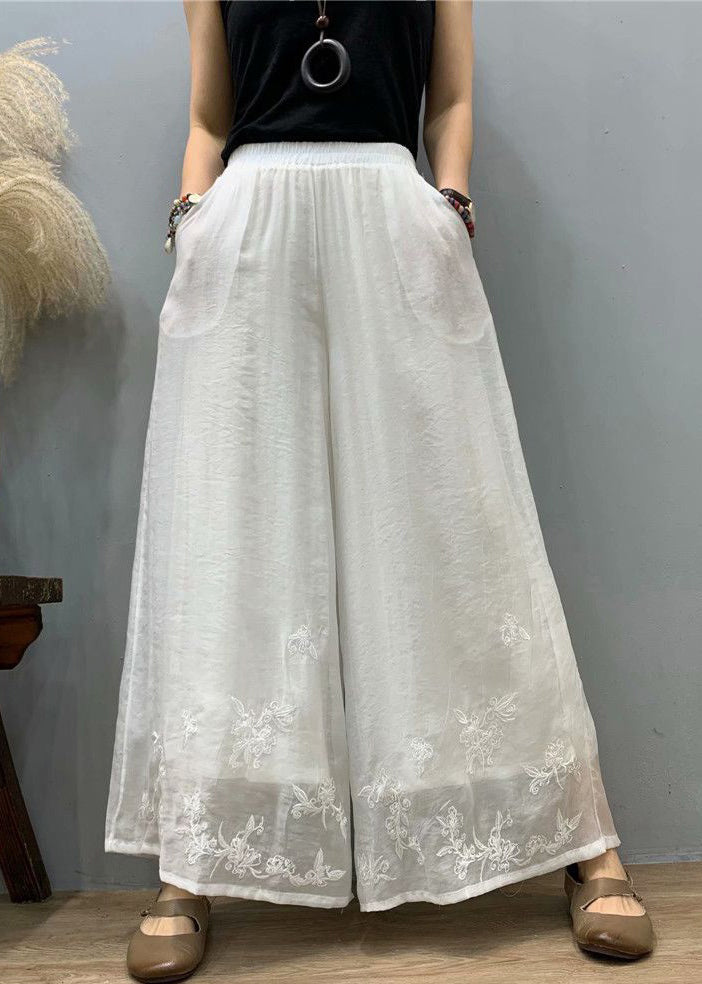 Classic Vintage Pants with a Flattering Fit