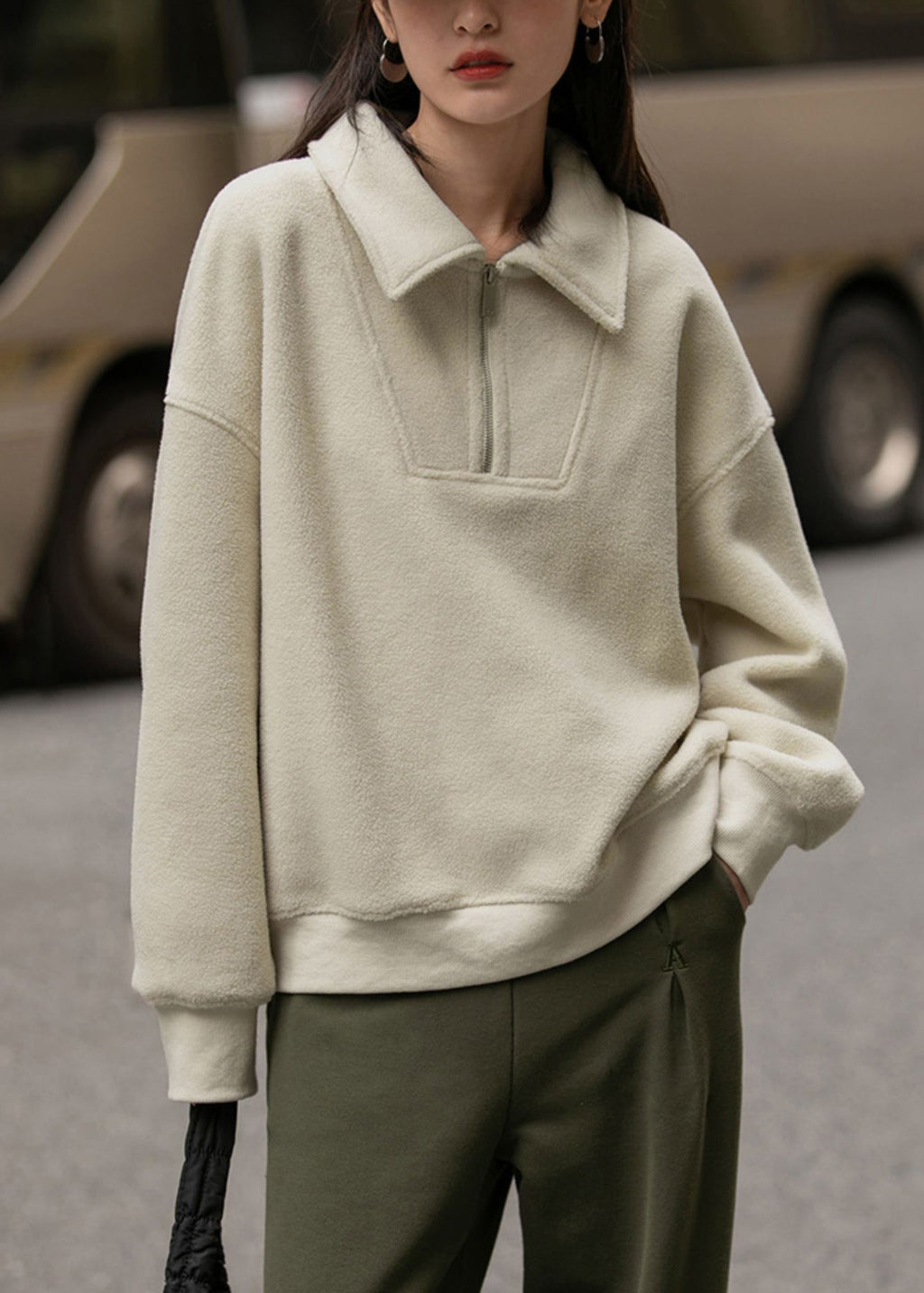 Beautifully Finished Top in a Timeless Design