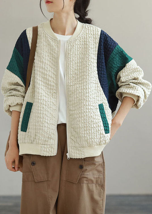 Beautifully Finished Coat in a Timeless Design